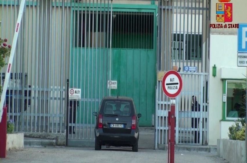 L'ingresso in carcere a Vasto di Ciarelli