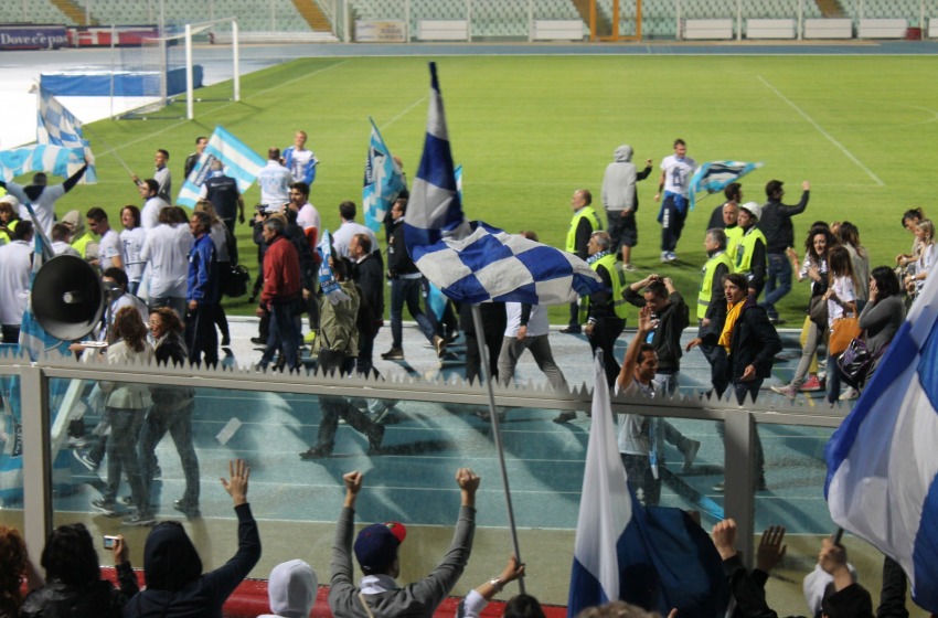 i ragazzi ai distinti