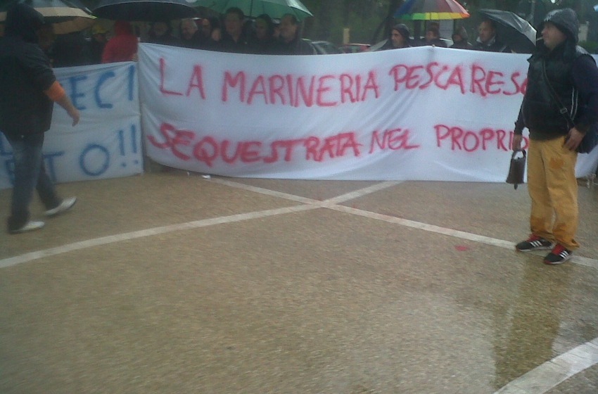 la rabbia dei pescatori