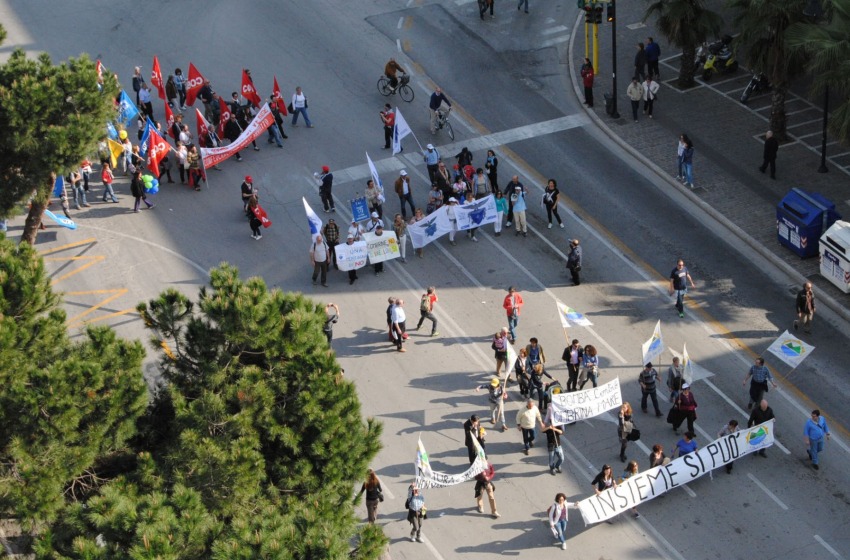 manifestazione ombrina
