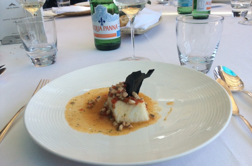 Merluzzo nero con vinagrette di alici marinate e peperoncino dolce