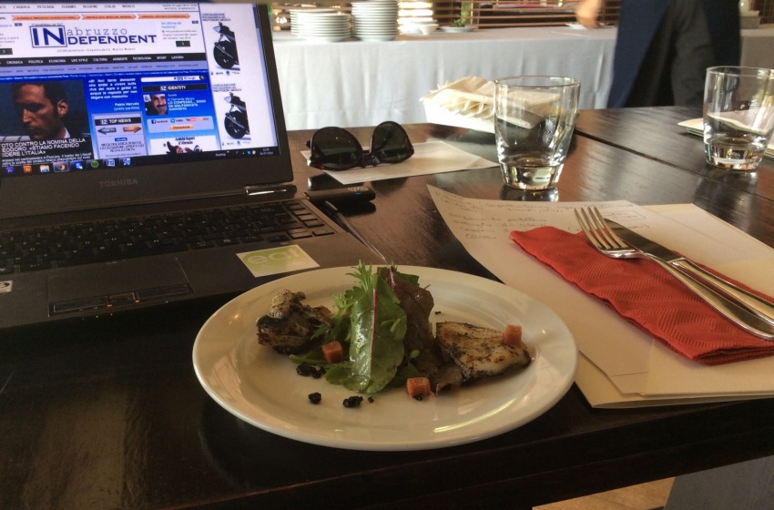 seppia sporca ai ricci di mare