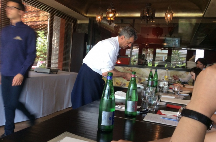 Uliassi spiega un piatto