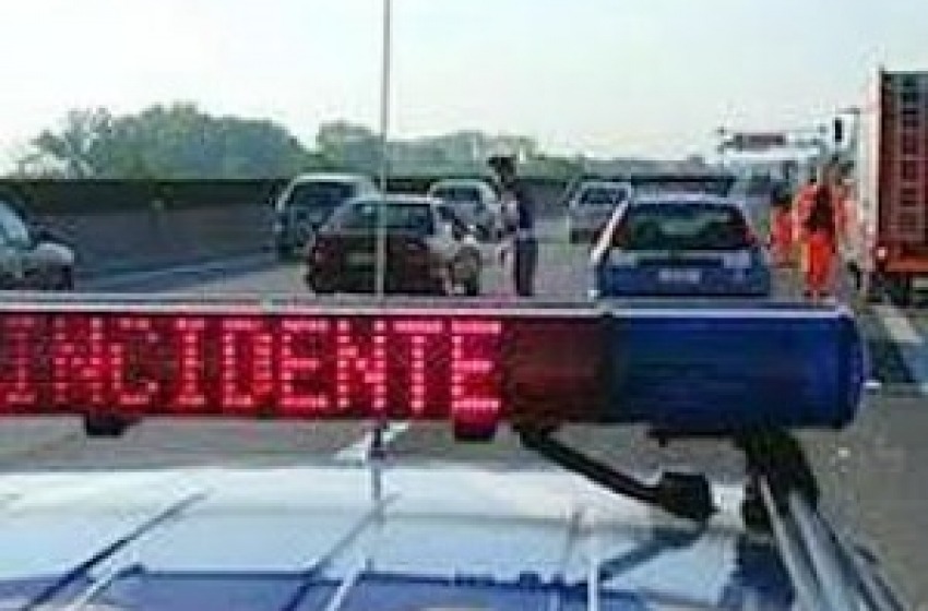 Sant'Egidio alla Vibrata, muore contro l'auto dell'amico d'infanzia