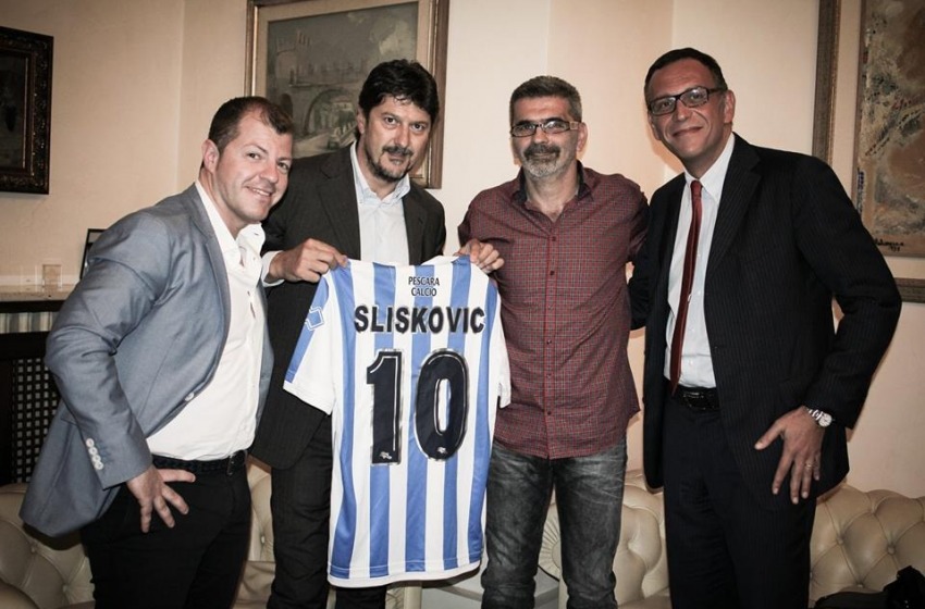 "Baca" Sliškovi&#263; regala la sua maglia a "Zagat" Alessandrini
