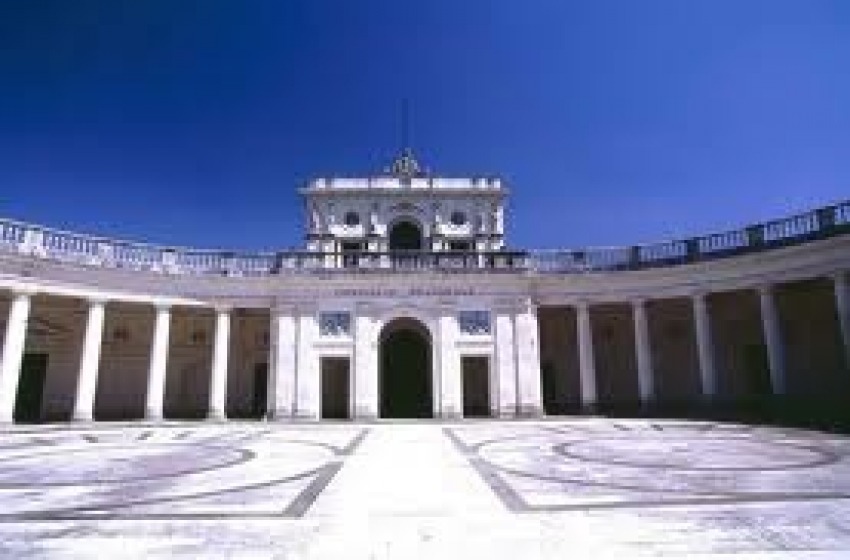 Arriva la "sveltina" natalizia. A D'Alfonso&co. l'indennità veloce