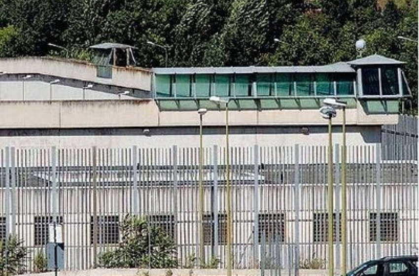Spaccio-bar al carcere di Sulmona, UIL PA: “Nuovo anno con licenziamenti”