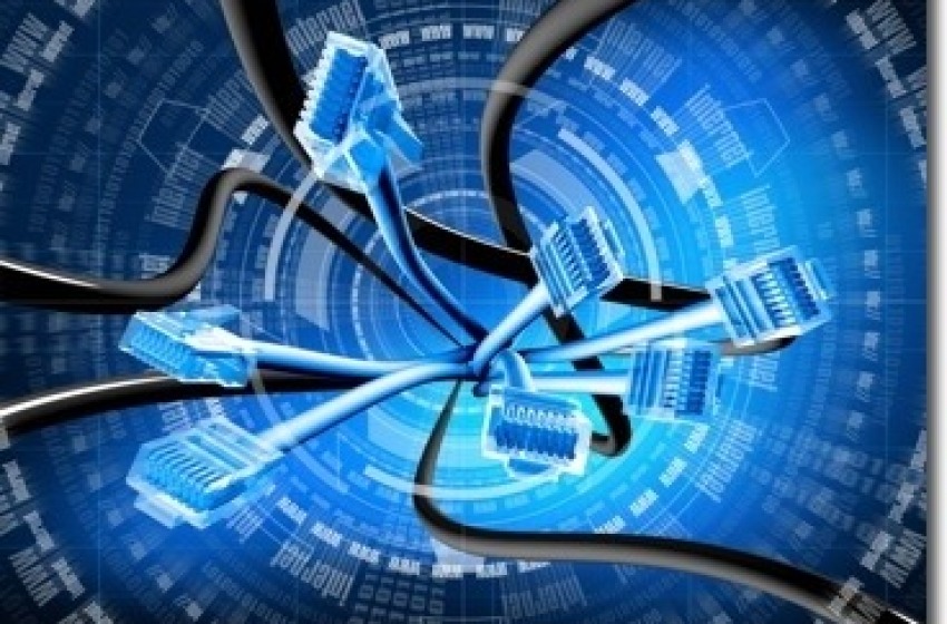 Intercompel. Azienda ai saluti?