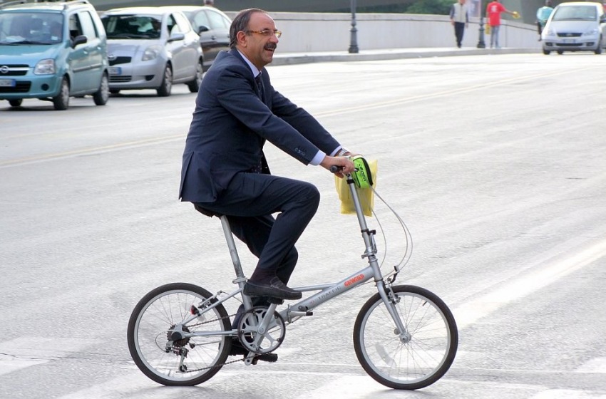 Via delle Fornaci riapre al traffico: adesso la strada è sicura