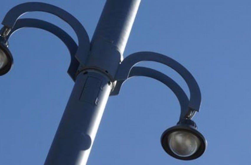 Pacentro, il sindaco spegne l'illuminazione pubblica