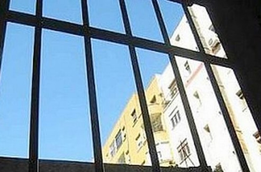 Coniugi col "vizietto" del crimine finiscono in carcere a Rebivvia