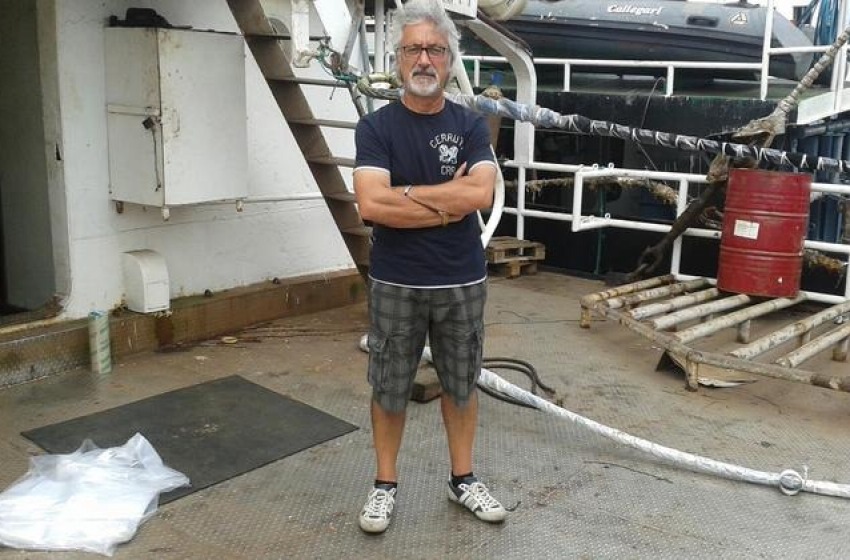 La storia del marittimo di Silvi: arresato, scarcerato e lontano da casa