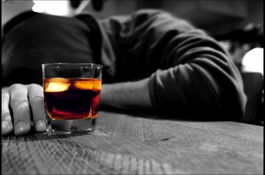 Teramo: quarantenne ubriaco e molesto finisce nei guai