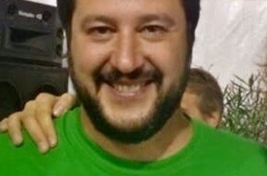 Salvini manda i gazebo in Abruzzo contro le politiche sull'immigrazione