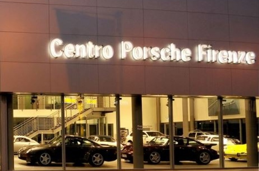 Il 'Re delle Porsche' ha chiesto il fallimento della sua società. Entro 60 giorni la decisione
