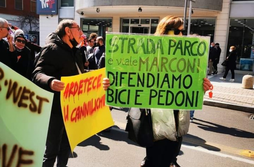 Comitato Strada Parco attacca il PD: “Sulla questione Filovia è contraddittorio”
