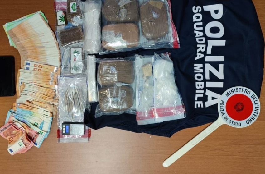 Cocaina, eroina e hashish: sequestrati tre chili di droghe a Zanni
