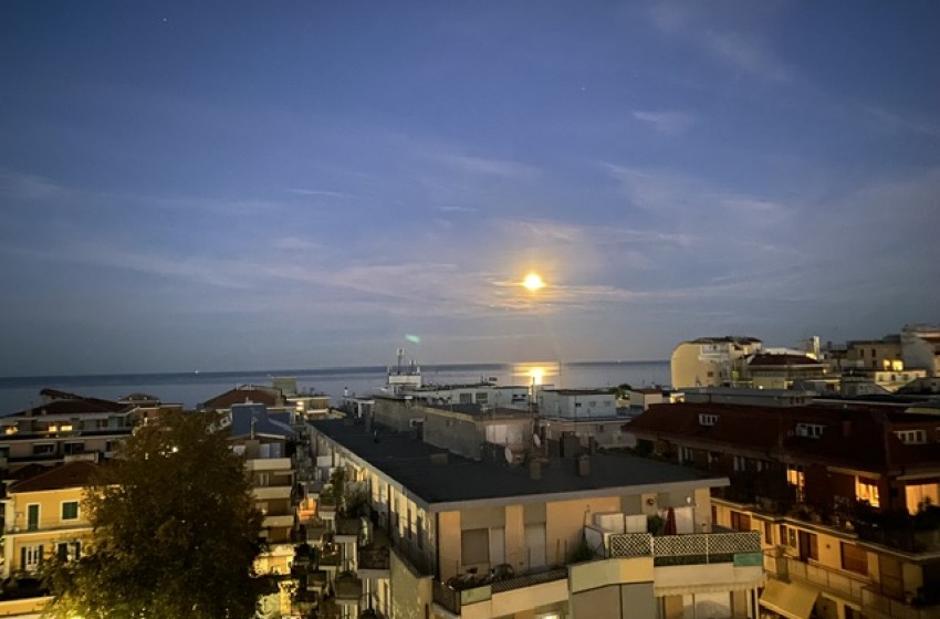 Riviera di Pescara: via libera a cubature aumentate del 50%, possibili palazzi di 25 metri