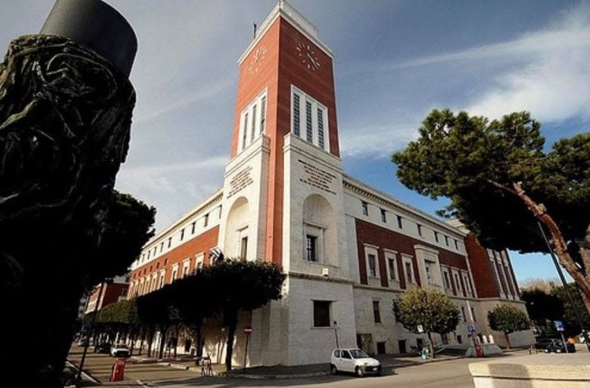 Vicenda Parklet. Il Comune prende tempo e annuncia la proroga