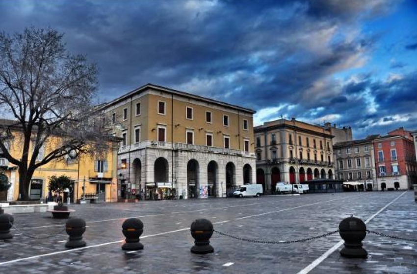 Borse studio Adsu Teramo per 4, 42 milioni, 907 beneficiari