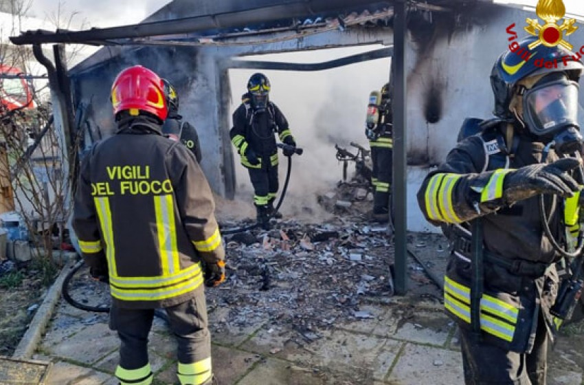 Incendio di Capodanno a Carpineto, il responsabile &egrave; un ventenne 