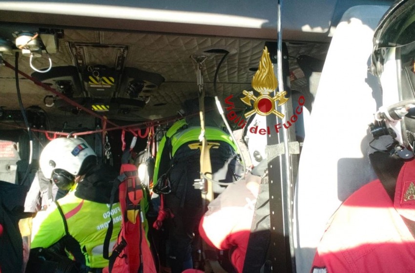 Escursioniste recuperate con l'elicottero dei pompieri