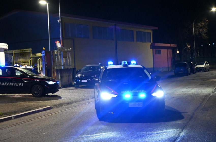 Interrotta gara clandestina in via del Circuito