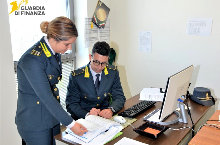 Pescara: bancarotta e maxi sequestro da 1,5 milioni. Sigilli anche a uno storico marchio di gelati