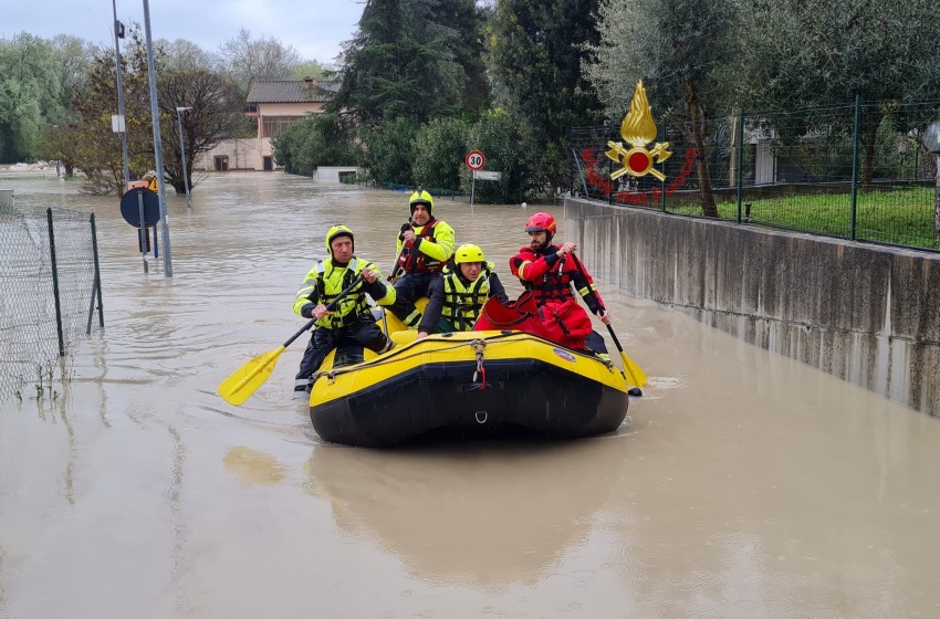 Emergenza maltempo nel Pescarese: oltre 100 interventi dei Vigili del Fuoco