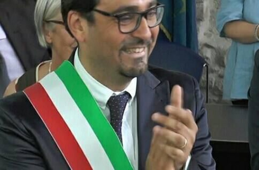 Azzerata la Giunta a Teramo. D'Alberto prepara il rimpasto