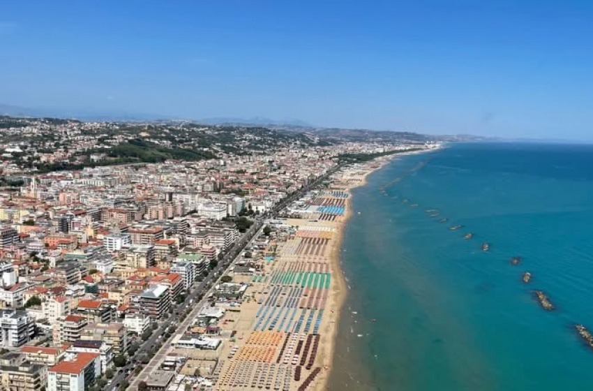 Nuova Pescara. Mare Libero: "Rischio riduzione spiagge libere"