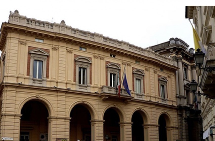 Verso le amministrative teatine: 6 candidati sindaco, 20 liste totali