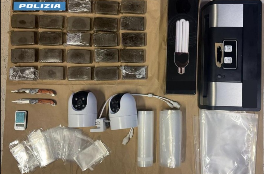 "Pusher di fumo" incastrati dall'App YouPol 
