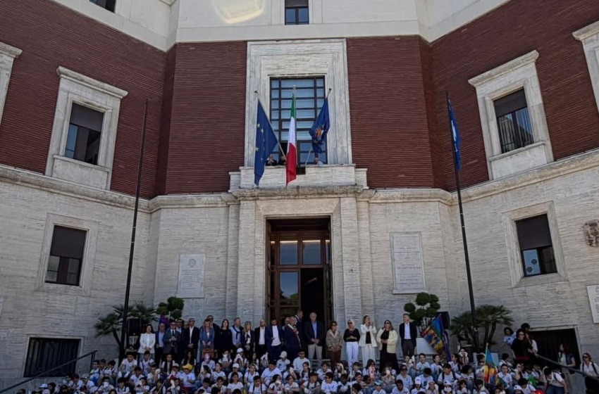 Pescara, 400 studenti in marcia per la pace 