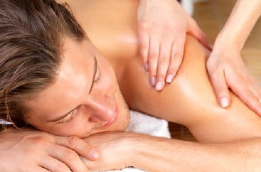 Centro massaggi erotici nel mirino della Gdf