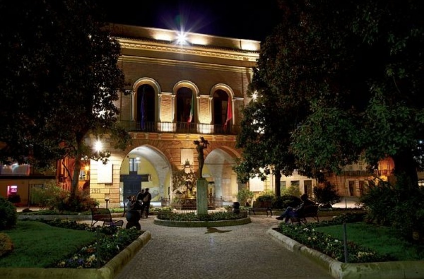 La citt&agrave; di Teramo revoca il gemellaggio con Rishon Le Zion