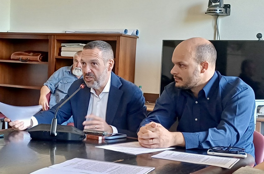 Concessioni balneari, Sospiri illustra la legge regionale