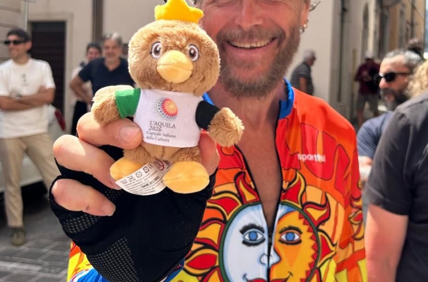Jovanotti all&rsquo;Aquila. Centro storico e visita al Teatro San Filippo
