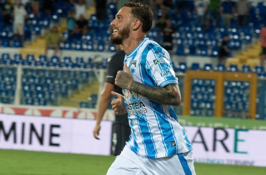 Pescara, esordio vincente all&rsquo;Adriatico: Merola e D&rsquo;Ausilio stendono la Vis Pesaro (2-0)