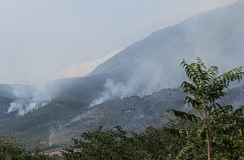Incendio sul Morrone, 11 soccorritori evacuati in elicottero