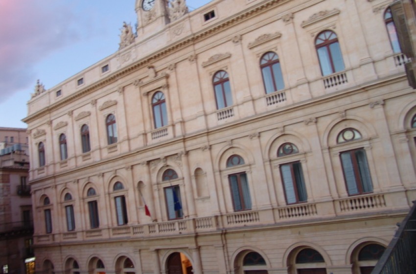 Consiglio straordinario a L'Aquila il 21 settembre 