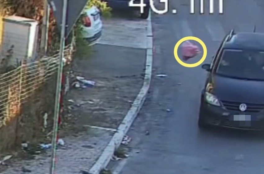 Rifiuti lanciati dall&rsquo;auto: la Polizia locale 'incastra' il responsabile