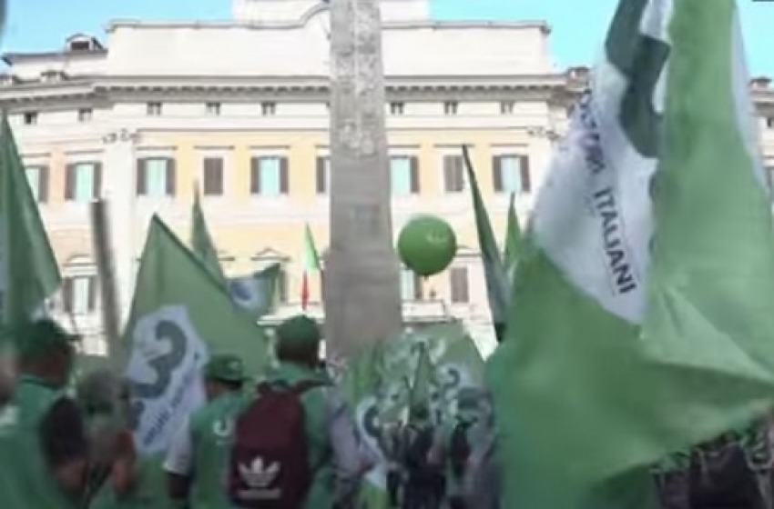 Agricoltori a Montecitorio: &laquo;La mobilitazione continua&raquo;