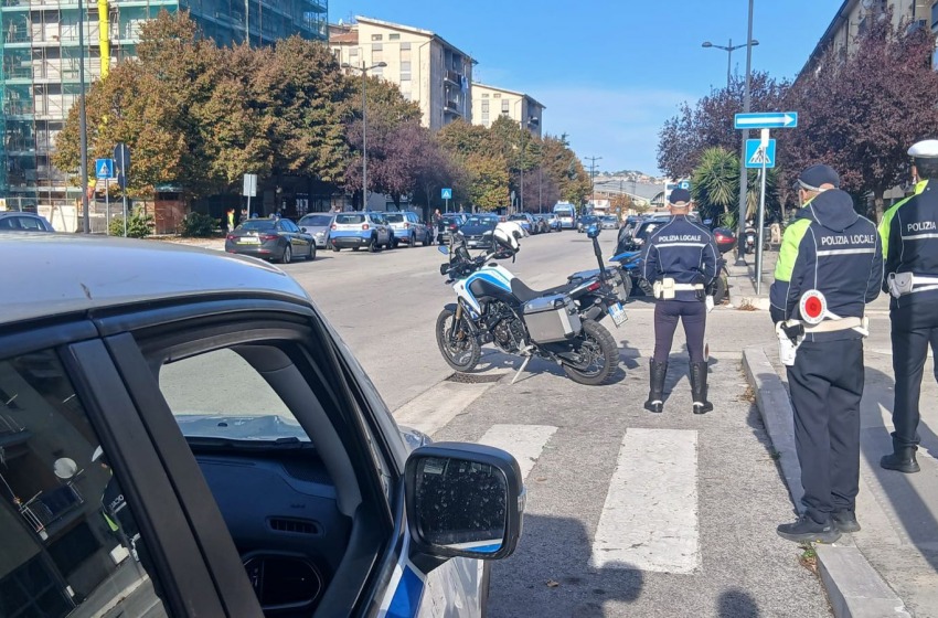 Sicurezza a Pescara: operazione interforze a Villa del Fuoco