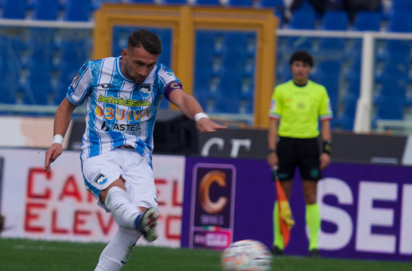 Pescara, il muro della Torres frena il Delfino: a reti inviolate all'Adriatico finisce 0-0