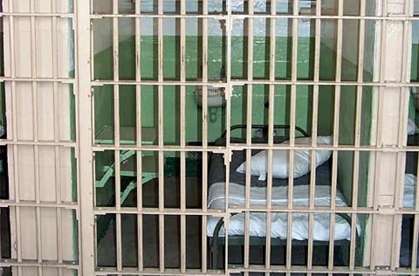 In cella figlio aguzzino