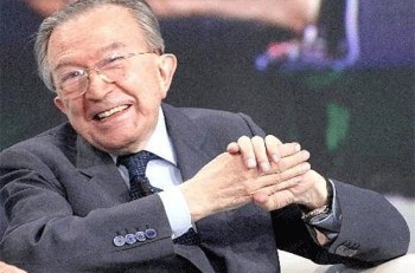 Si è spento Giulio Andreotti