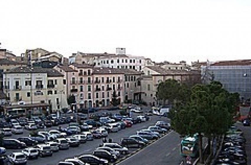 Denunciata con l'obbligo di dimora