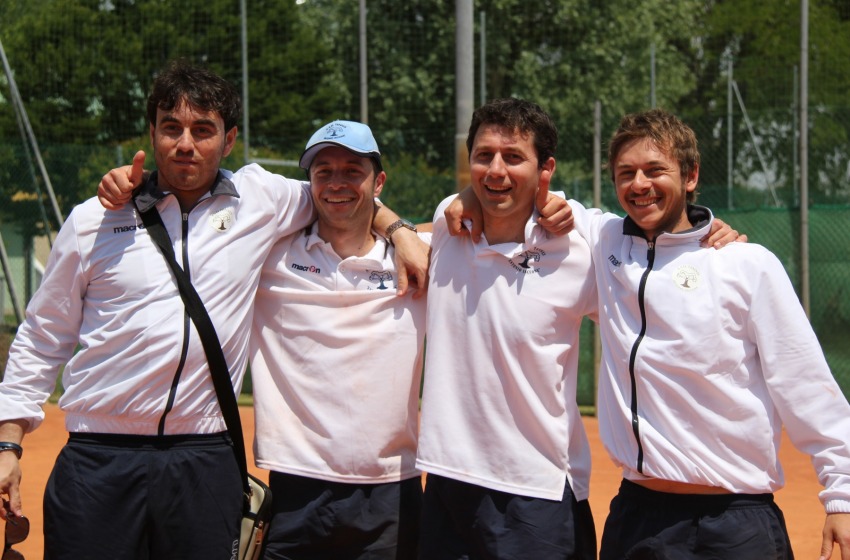 Tennis. Trionfa a Cesenatico l'Asd Iacuone