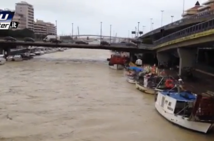 Allarme a Pescara. «Evacuare locali vicini al fiume»